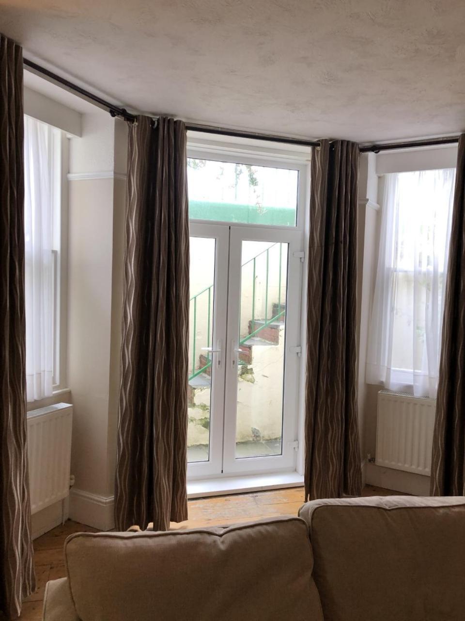 Carnock Tenby Quarto foto